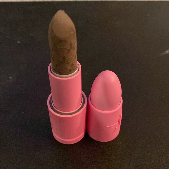 NWOB Jeffree Star Cosmetics Velvet Trap Lipstick - Picture 2 of 4
